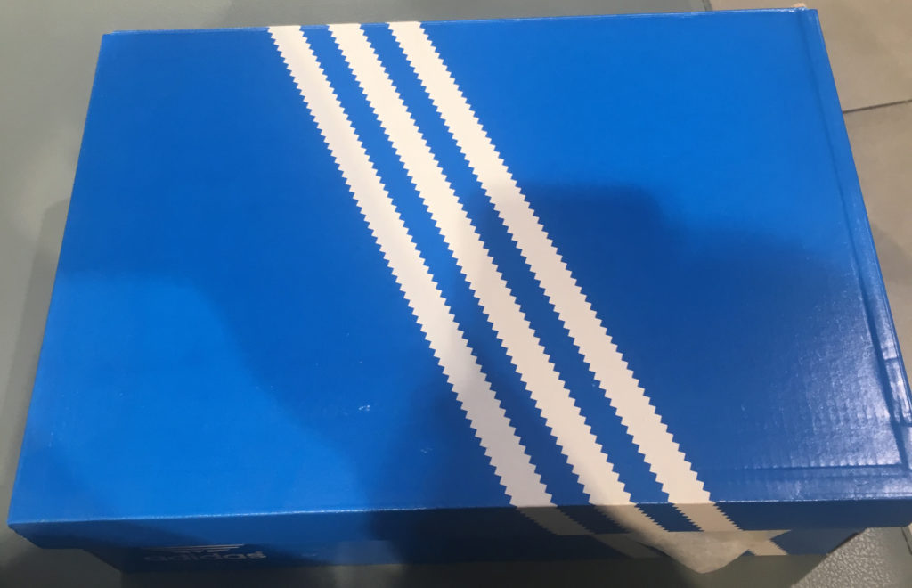 Adidas Superstar коробка