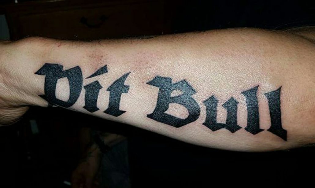 Pit Bull татуировка