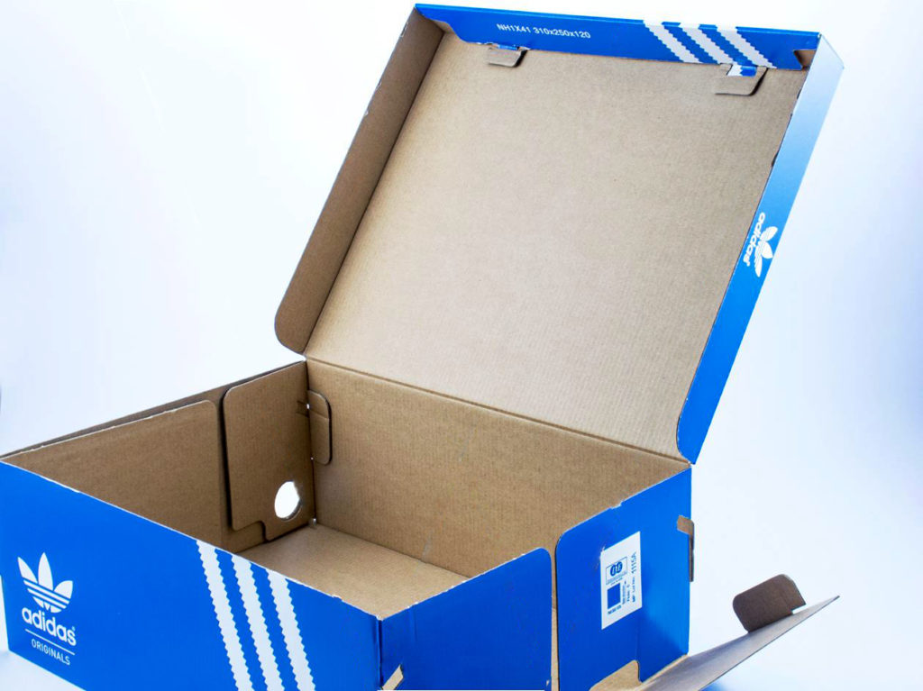 Adidas Tubular коробка конструкция