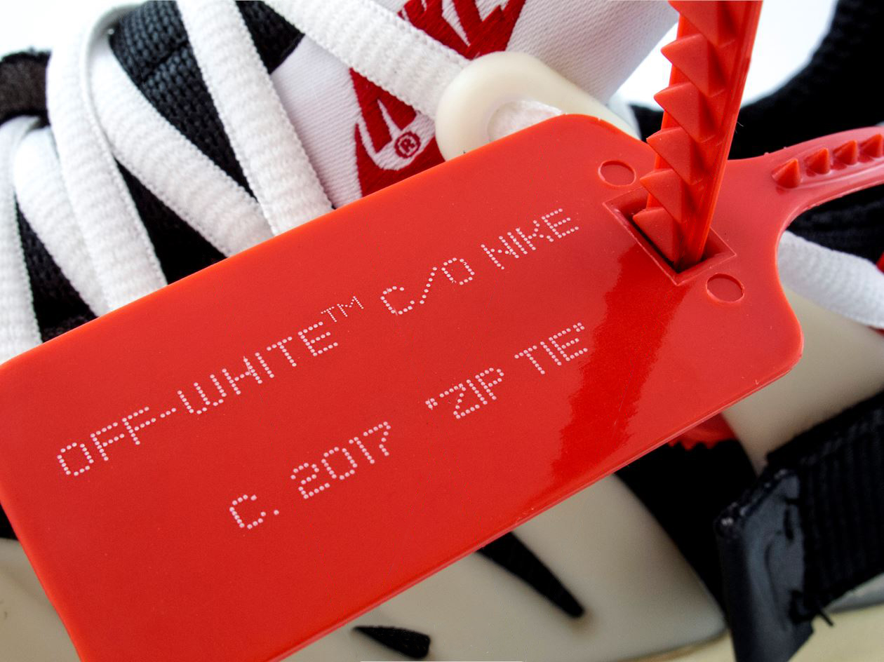 Кроссоф. Off White Nike с биркой. Zip Tie off White кроссовки. Nike off White zip Tie White 2019. Бирка off White zip Tie.