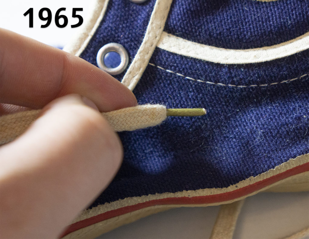 два мяча кеды шнурки 1965