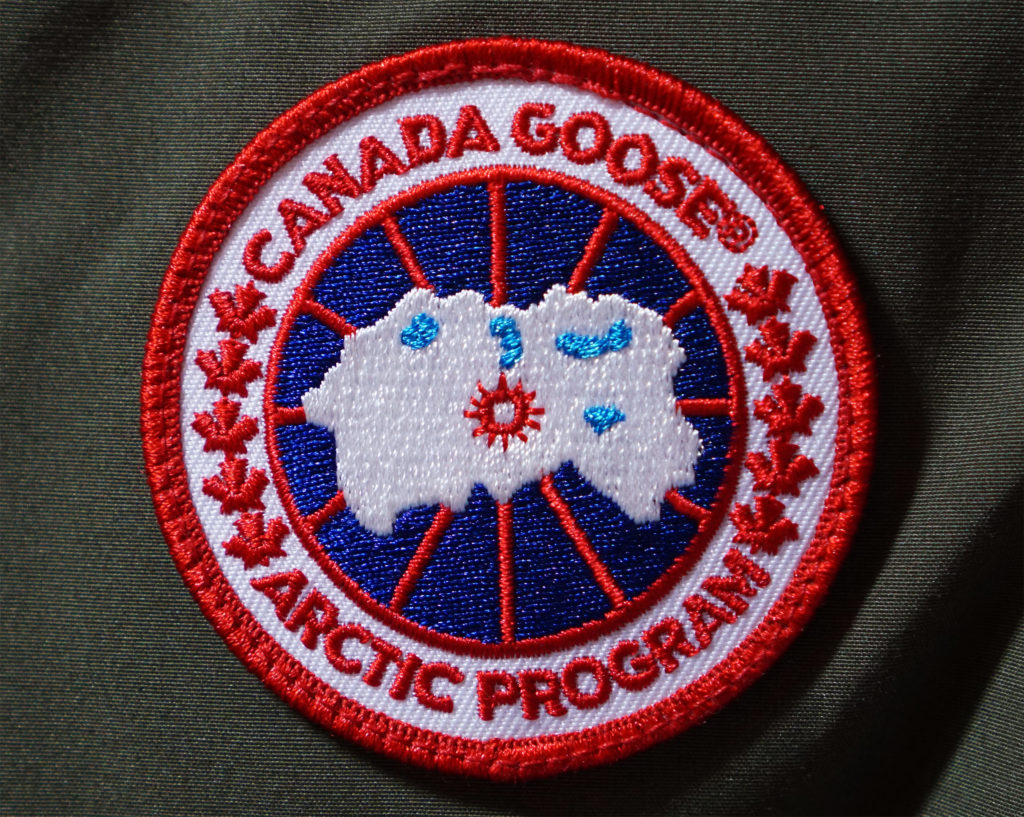 Жилетка canada goose логотип 2