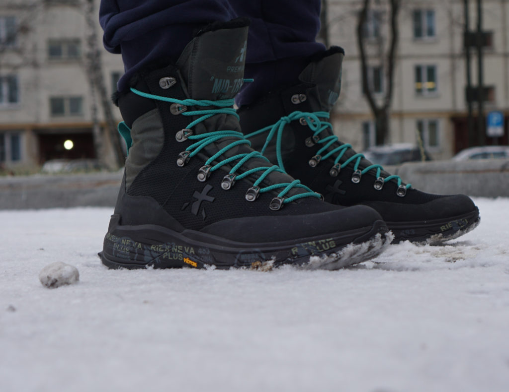 Ботинки Premiata на снегу