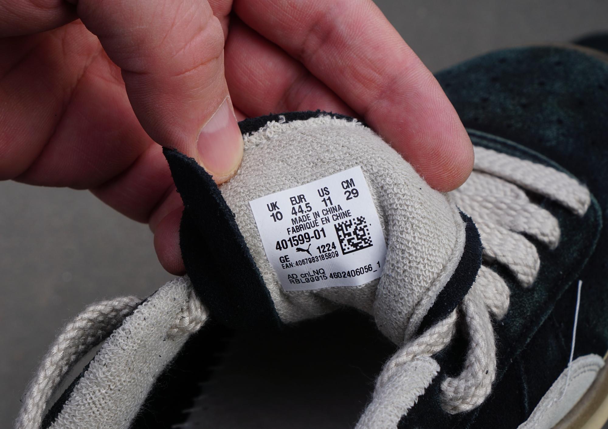 Я не большой поклонник бренда PUMA, но всегда готов оценить четкую модель по достоинству, вне зависимости от бренда. Так что про кроссовки PUMA GV Special The NeverWorn V расскажу с большим удовольствием, поскольку меня зацепил шикарный дизайн, и олдскул, и история модели. Подошва мягчайшая, да и посадка тоже порадовала. Ловите скорее детальный обзор, если все еще сомневаетесь, добавлять ли кроссы в свой гардероб. Лично у меня сомнений уже не осталось. Я не большой поклонник бренда PUMA, но всегда готов оценить четкую модель по достоинству, вне зависимости от бренда. Так что про кроссовки PUMA GV Special The NeverWorn V расскажу с большим удовольствием, поскольку меня зацепил шикарный дизайн, и олдскул, и история модели. Подошва мягчайшая, да и посадка тоже порадовала. Ловите скорее детальный обзор, если все еще сомневаетесь, добавлять ли кроссы в свой гардероб. Лично у меня сомнений уже не осталось.