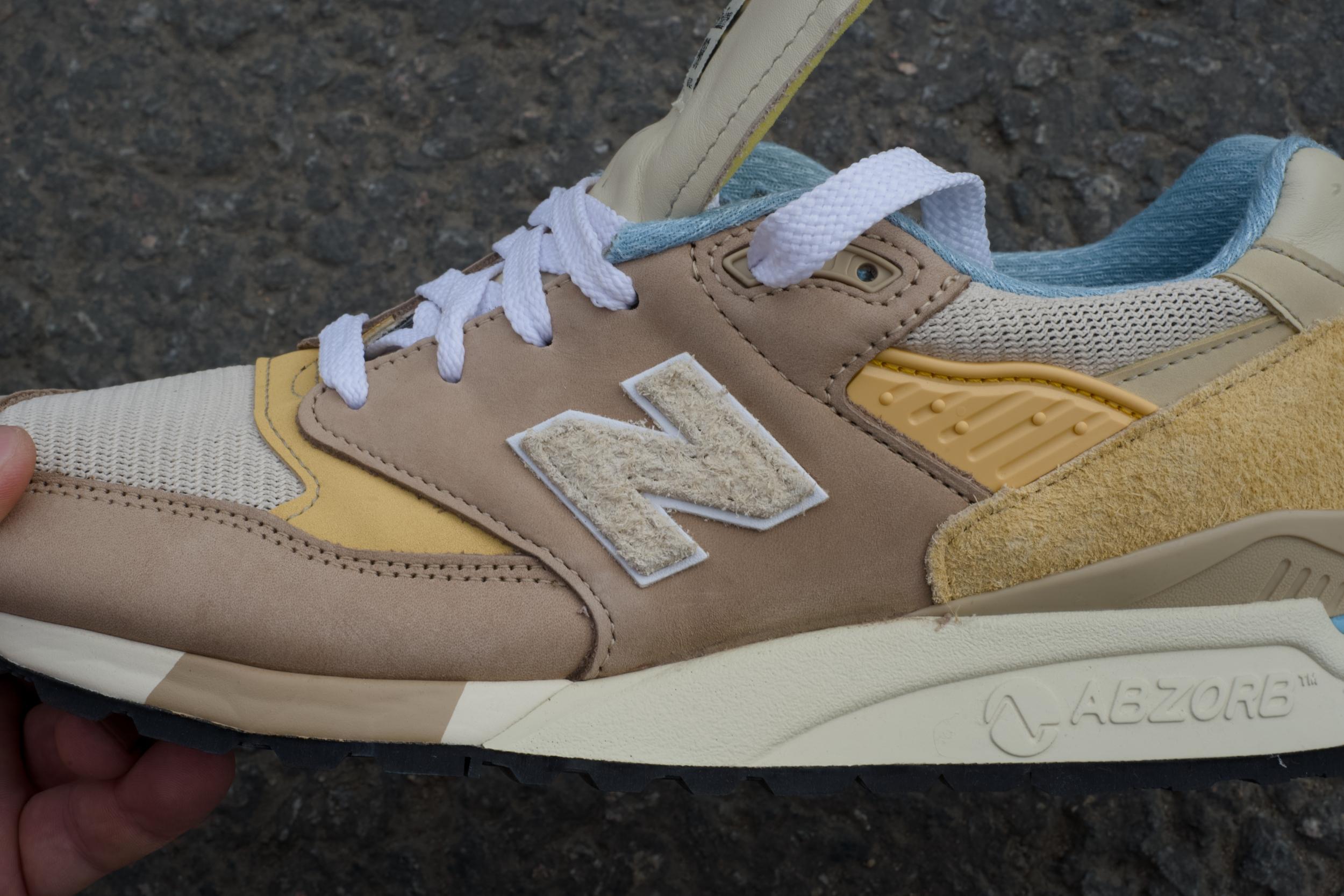 Эти две модели — вершина эволюции культовой линейки 990 от New Balance, сочетающей инновации, качество и стиль, который актуально смотрится даже сейчас — спустя десятки лет после своего дебюта. Несмотря на внешнее сходство и общую философию "made in USA", кроссовки имеют принципиальные различия в технологиях, истории и позиционировании. Эти две модели — вершина эволюции культовой линейки 990 от New Balance, сочетающей инновации, качество и стиль, который актуально смотрится даже сейчас — спустя десятки лет после своего дебюта. Несмотря на внешнее сходство и общую философию "made in USA", кроссовки имеют принципиальные различия в технологиях, истории и позиционировании.