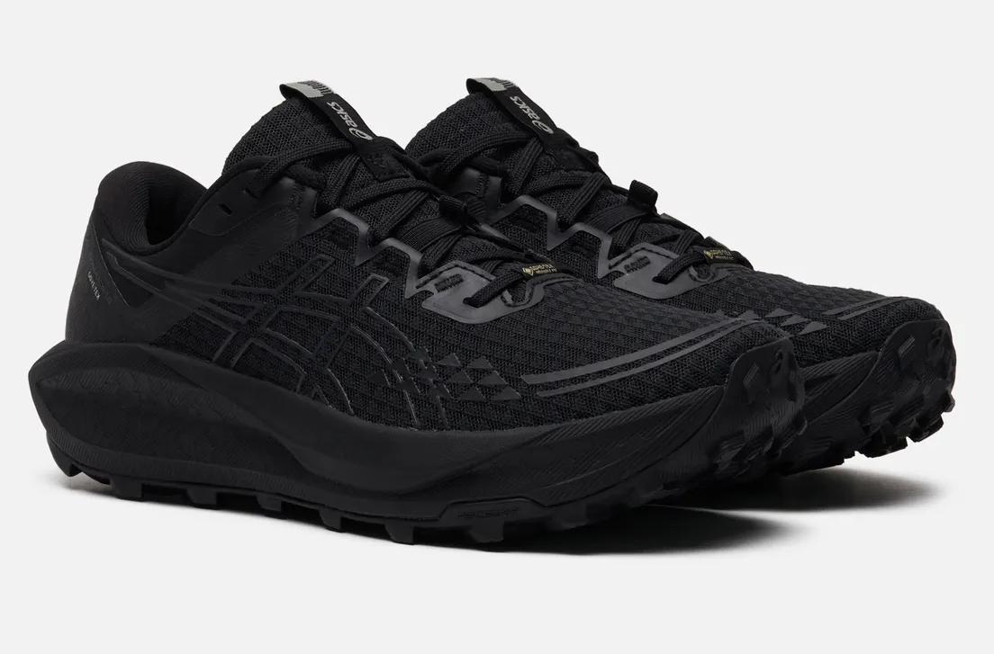 GORE-TEX – это по-настоящему жесткий материал, который разнес в пух и прах все старые представления об одежде для активного отдыха. Эта мембрана решает ключевые задачи на раз: она блокирует влагу и ветер, как файрвол, но при этом позволяет ткани дышать, не давая тебе вспотеть и превратиться в ходячую сауну. GORE-TEX – это по-настоящему жесткий материал, который разнес в пух и прах все старые представления об одежде для активного отдыха. Эта мембрана решает ключевые задачи на раз: она блокирует влагу и ветер, как файрвол, но при этом позволяет ткани дышать, не давая тебе вспотеть и превратиться в ходячую сауну.