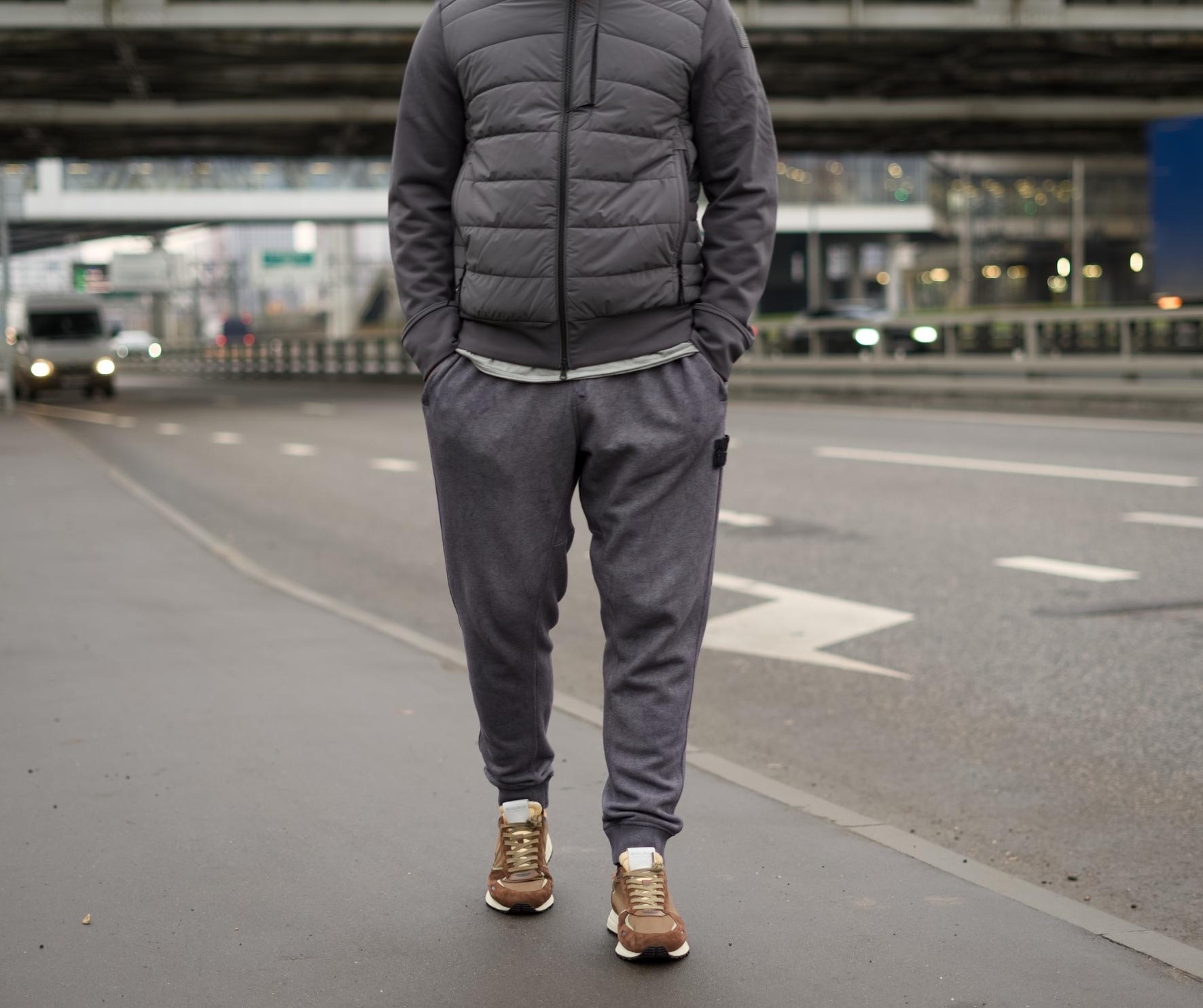 Разбор моего стилька за : обзор куртки Parajumpers, кроссовок Woolrich, штанов и бейсболки Stone Island 30 лук посадка 4