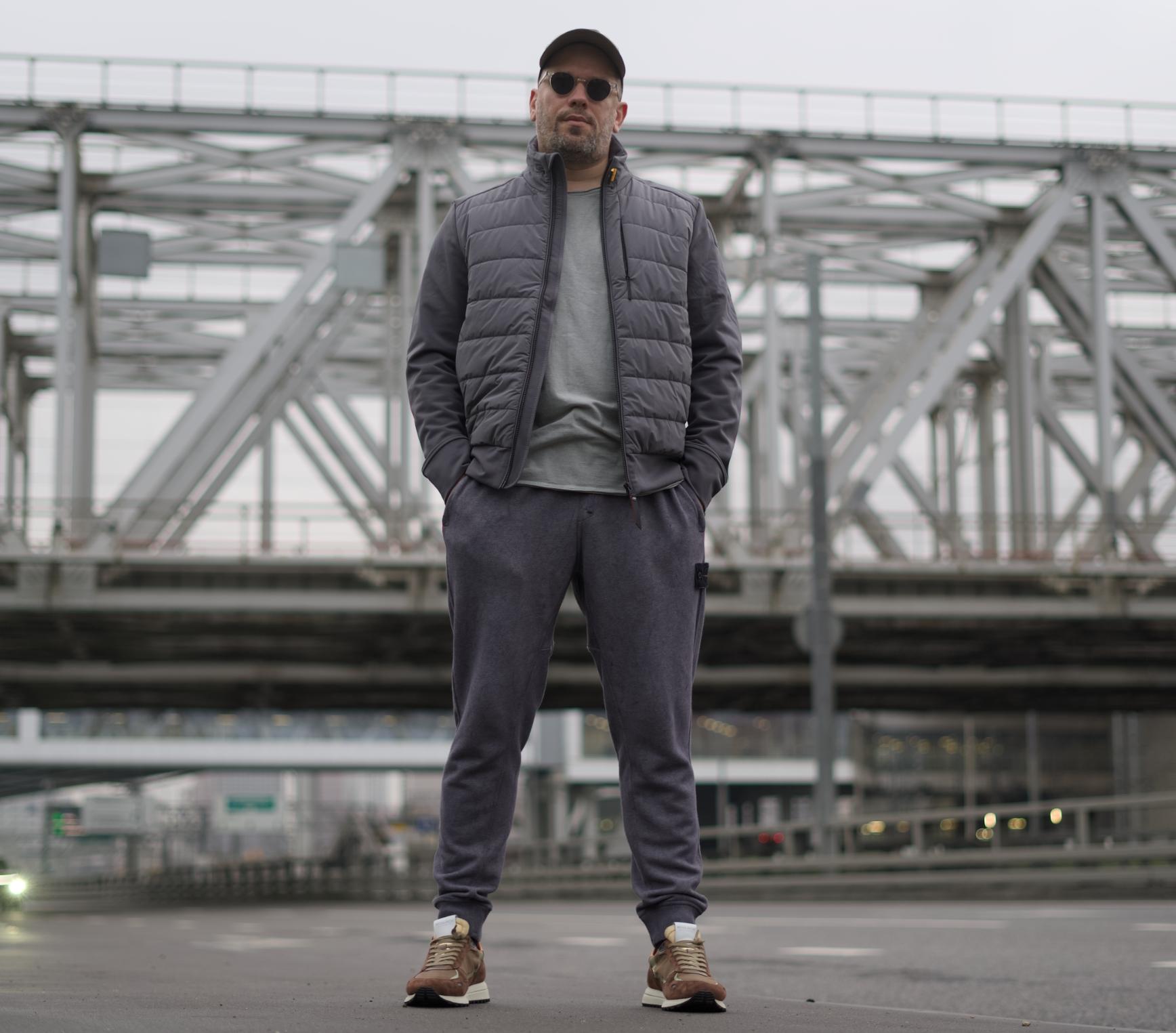 Разбор моего стилька за : обзор куртки Parajumpers, кроссовок Woolrich, штанов и бейсболки Stone Island 6 лук посадка 7