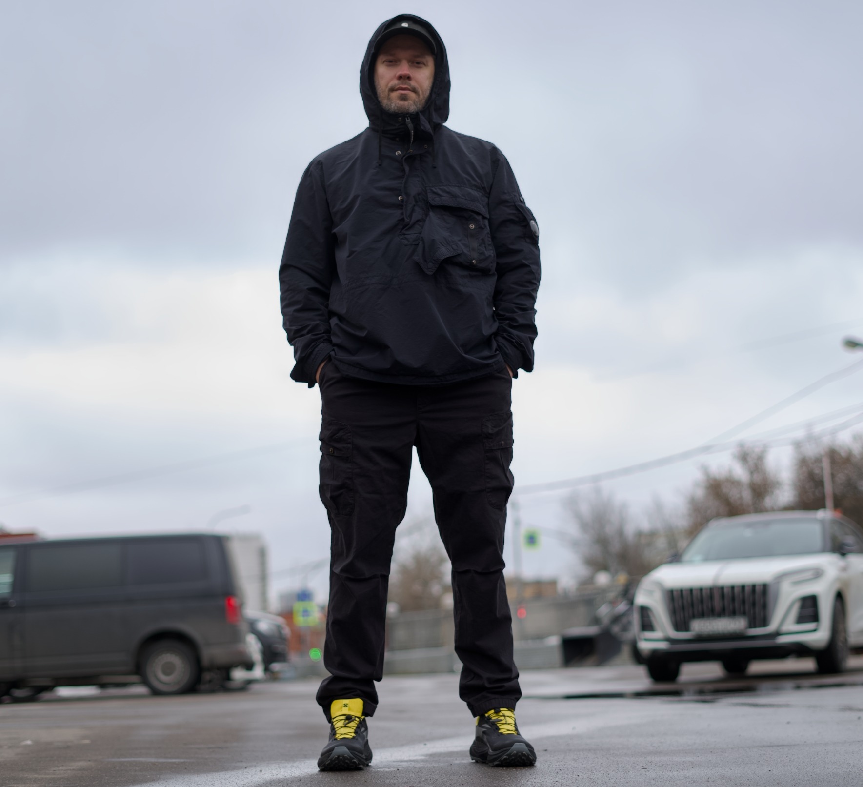 Всё больше и больше я знакомлюсь с брендом Salomon, и в этот раз решил попробовать их кроссовки для города и бега. Из меня, конечно, бегун ещё тот )), но оценить, хорошие ли кроссовки в целом, я вполне могу - у меня огромная наношенность. Решил опробовать модель Salomon GENESIS GTX. Всё больше и больше я знакомлюсь с брендом Salomon, и в этот раз решил попробовать их кроссовки для города и бега. Из меня, конечно, бегун ещё тот )), но оценить, хорошие ли кроссовки в целом, я вполне могу - у меня огромная наношенность. Решил опробовать модель Salomon GENESIS GTX.