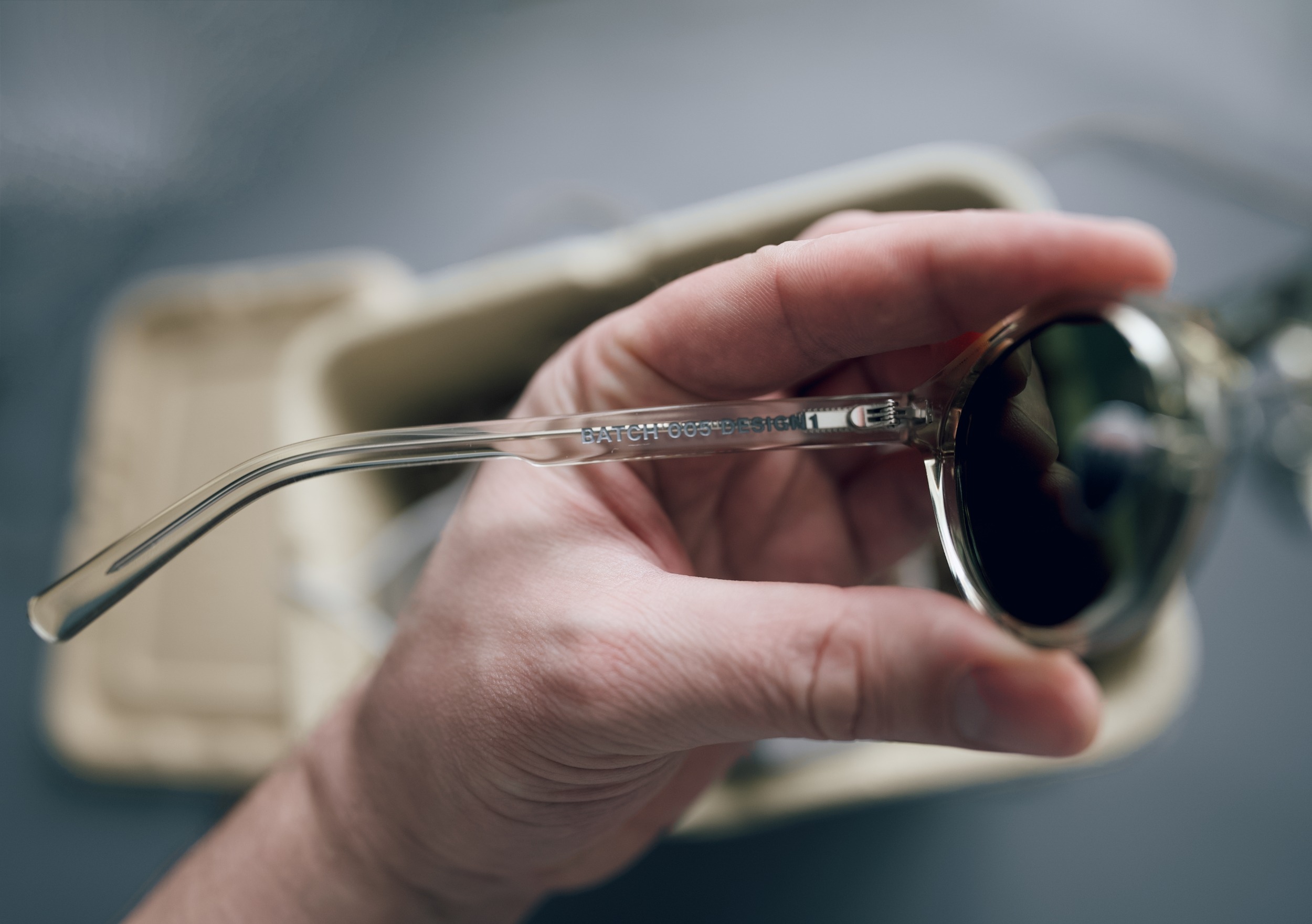 Братва, вы все прекрасно знаете мои легендарные очки Monokel Eyewear. Они засветились буквально в каждом моём обзоре. Это были не просто очки, это была часть моей личности и истории, легенда, кот Базилио. Братва, вы все прекрасно знаете мои легендарные очки Monokel Eyewear. Они засветились буквально в каждом моём обзоре. Это были не просто очки, это была часть моей личности и истории, легенда, кот Базилио.