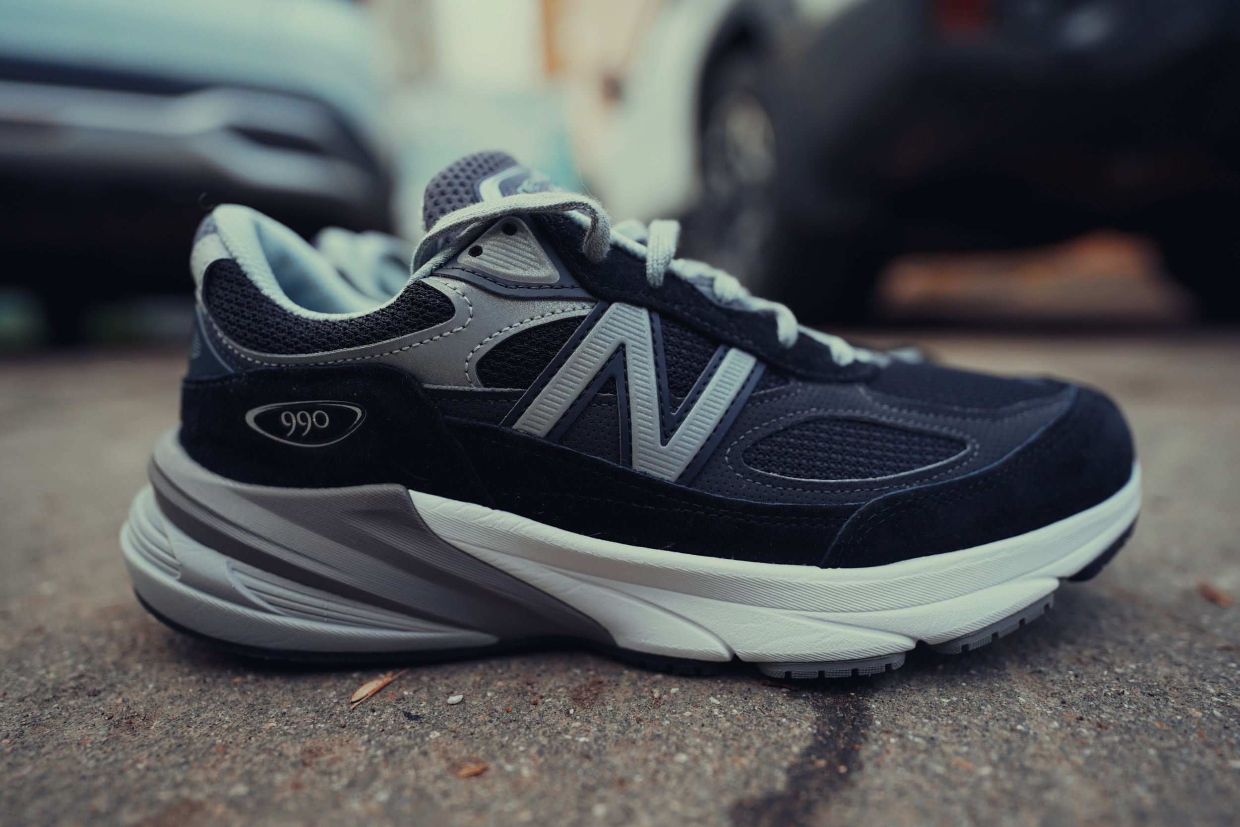 New Balance 990V6