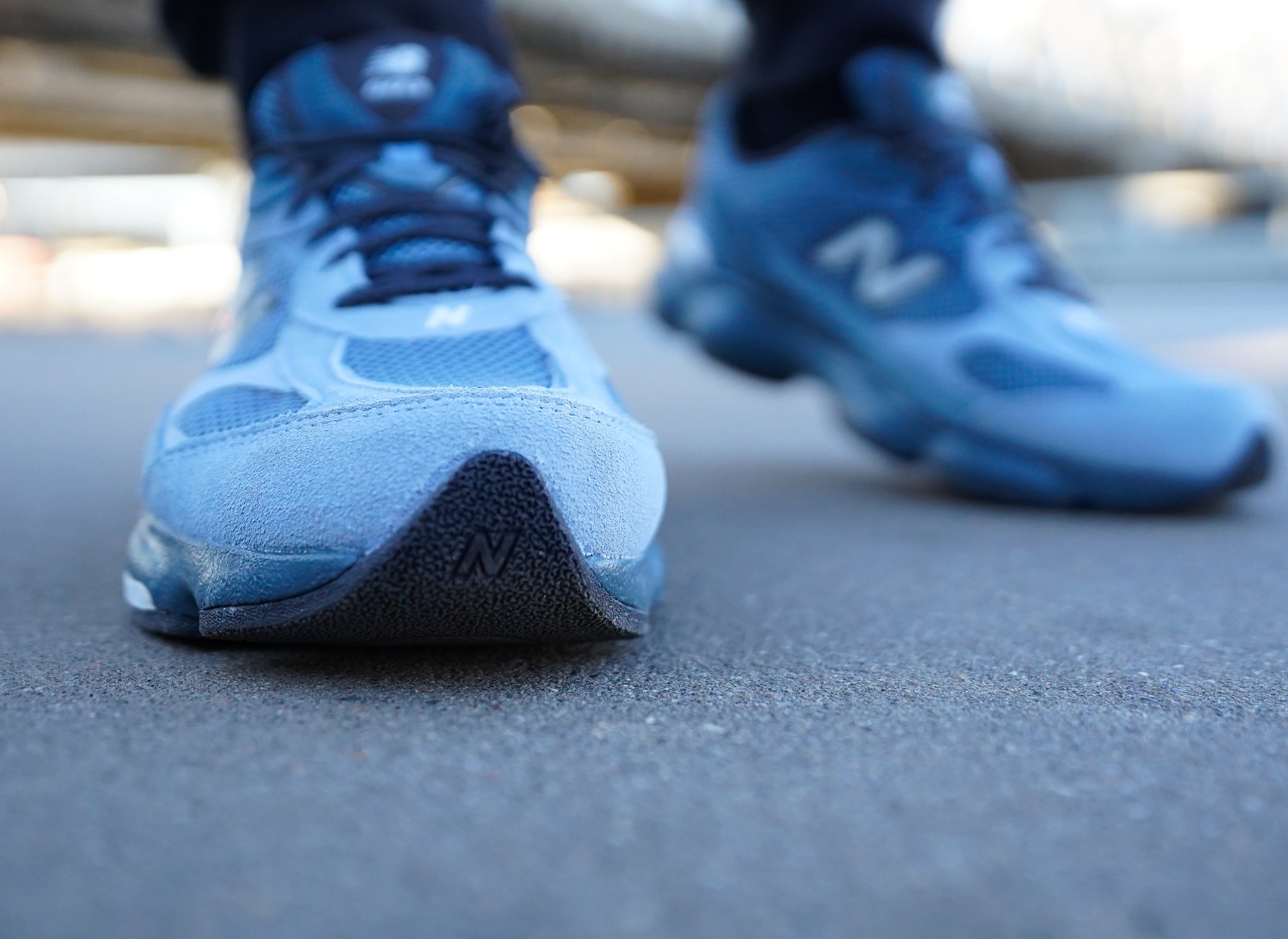 Довольно долго игнорил 630-е New Balance, но исследовательский интерес взял верх и вот вердикт. Ощущения... абсолютно ровные. Просто правильные, добротные педали для наматывания километров по комфортной городской среде. Довольно долго игнорил 630-е New Balance, но исследовательский интерес взял верх и вот вердикт. Ощущения... абсолютно ровные. Просто правильные, добротные педали для наматывания километров по комфортной городской среде.