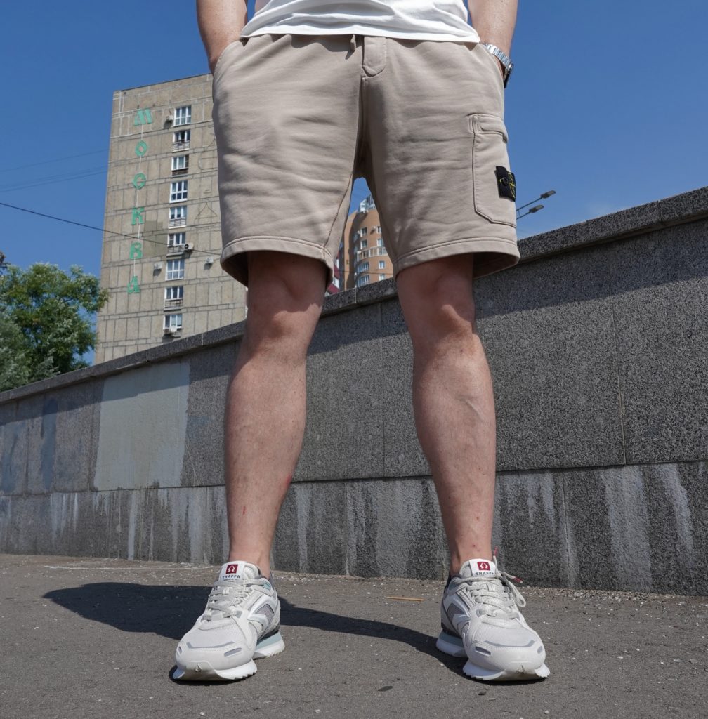 Долго я присматривался к кроссовкам Traffa VERANGA и в итоге решил: дай-ка закажу. Обычно я зациклен на дорогой обуви, но захотелось изучить среднеценовой сегмент, а заодно и оценить обувь молодого российского бренда. И результат превзошел мои ожидания! Долго я присматривался к кроссовкам Traffa VERANGA и в итоге решил: дай-ка закажу. Обычно я зациклен на дорогой обуви, но захотелось изучить среднеценовой сегмент, а заодно и оценить обувь молодого российского бренда. И результат превзошел мои ожидания!