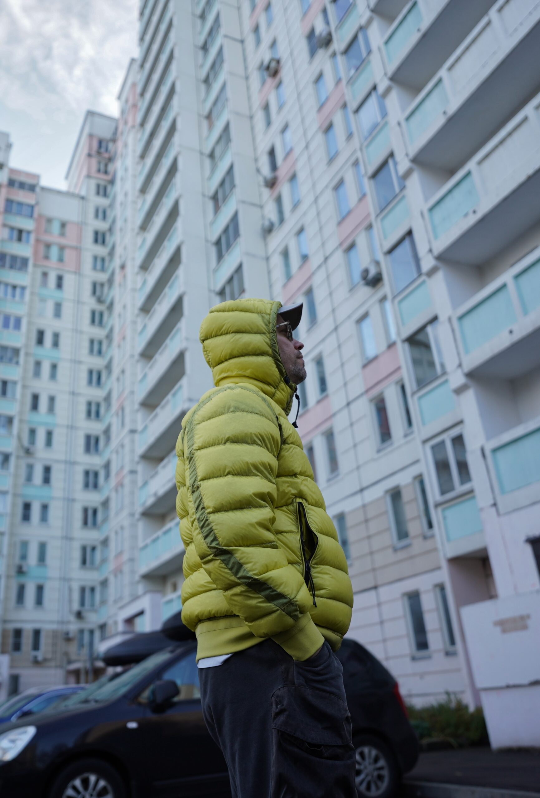 Пристегните ремни, я сейчас попробую культурными словами, но слов, честно, не хватает. Это не ну норм куртка, это - лютый, очумительный, поездатый уровень, от которого у тебя внутри что-то щёлкает. Это - грязь в лучшем смысле слова, та самая, после которой назад дороги нет. Пристегните ремни, я сейчас попробую культурными словами, но слов, честно, не хватает. Это не ну норм куртка, это - лютый, очумительный, поездатый уровень, от которого у тебя внутри что-то щёлкает. Это - грязь в лучшем смысле слова, та самая, после которой назад дороги нет.