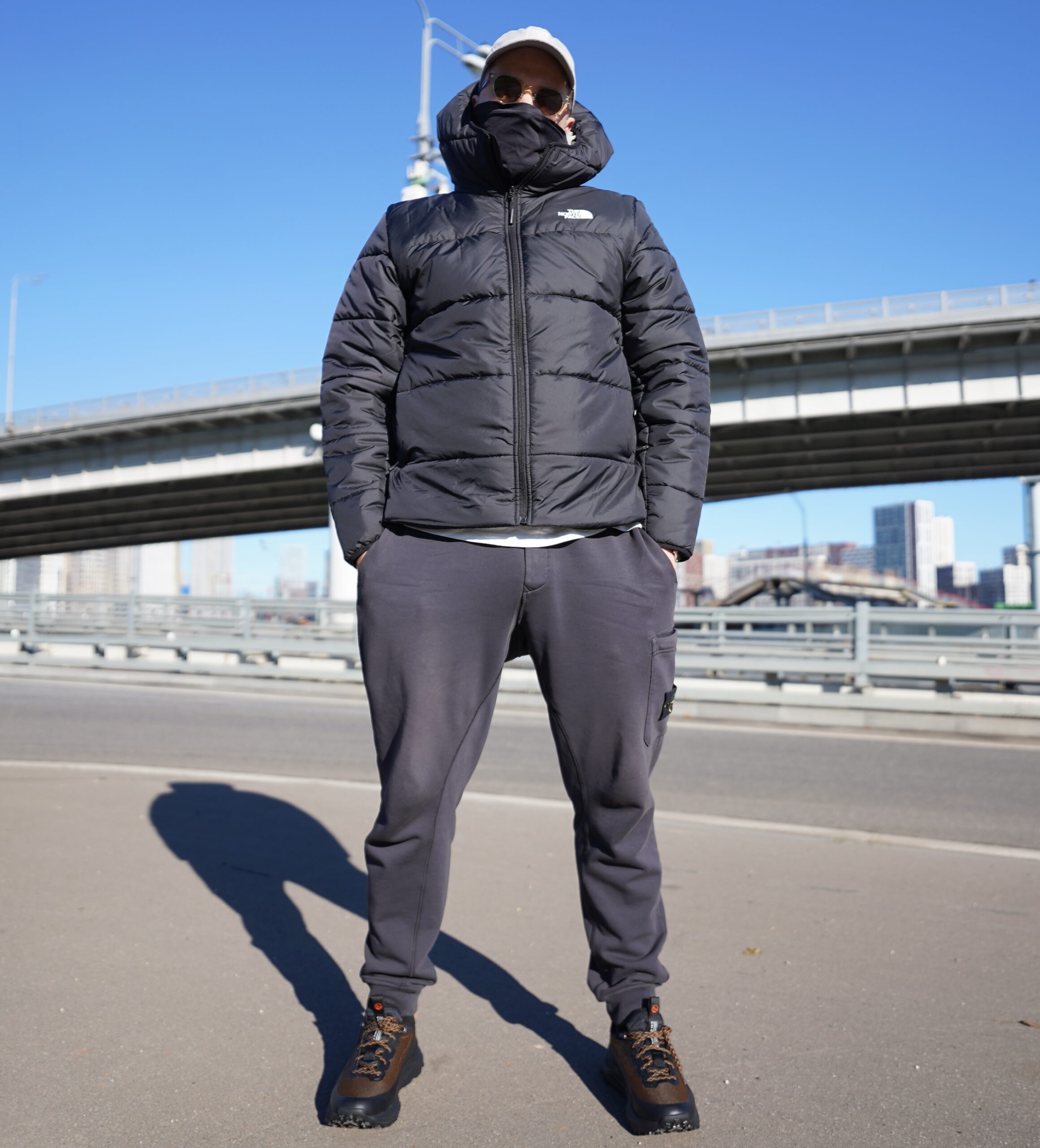 Cмотри сюда, щас покажу, как надо делать красиво! На обзоре Timberland Motion Access Low — чисто двигаюсь на золоте, поняли, да? Накинули золотишка сверху, чтоб издалека было видно, кто на районе папа. Вы только посмотрите на эту расцветку! Это ж просто лава, огонь, пожар! Cмотри сюда, щас покажу, как надо делать красиво! На обзоре Timberland Motion Access Low — чисто двигаюсь на золоте, поняли, да? Накинули золотишка сверху, чтоб издалека было видно, кто на районе папа. Вы только посмотрите на эту расцветку! Это ж просто лава, огонь, пожар!